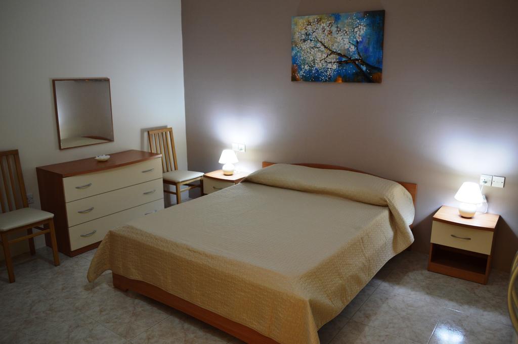 The April Maisonette Marsaskala Kültér fotó