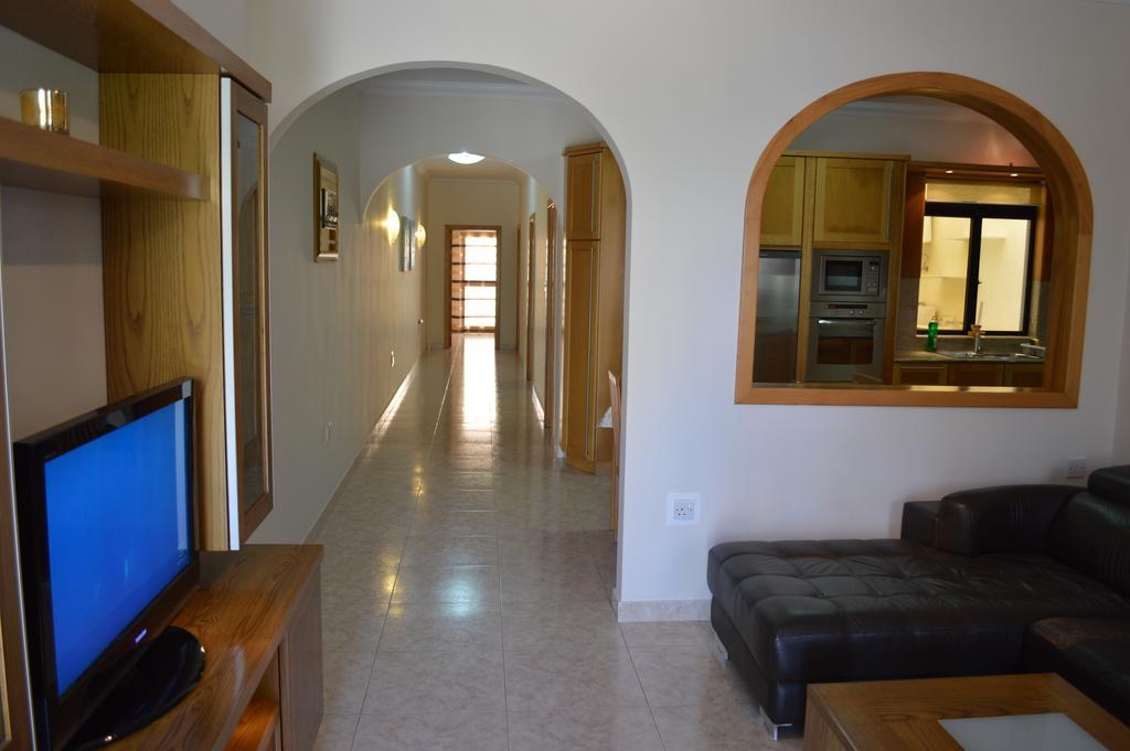 The April Maisonette Marsaskala Kültér fotó